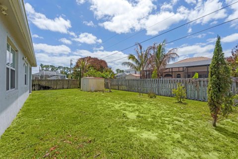 Casa en venta en Port St. Lucie, Florida, 4 dormitorios, 178 m2 № 2176703 - foto 30