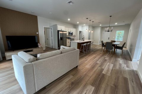 Casa en venta en Port Charlotte, Florida, 4 dormitorios, 170.29 m2 № 2130370 - foto 2