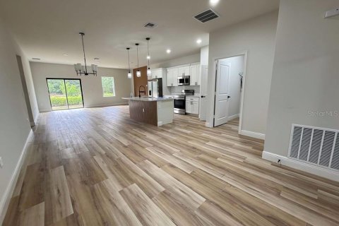 Casa en venta en Port Charlotte, Florida, 4 dormitorios, 170.29 m2 № 2130370 - foto 15