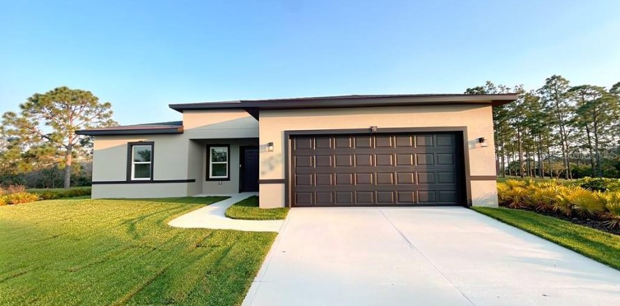 Casa en Port Charlotte, Florida 4 dormitorios, 170.29 m2 № 2130370