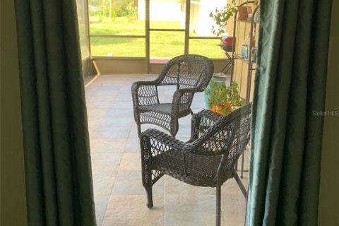 Villa ou maison à vendre à Port Charlotte, Floride: 2 chambres, 116.59 m2 № 1807447 - photo 14