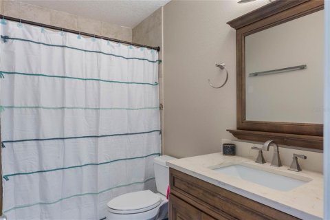 Townhouse in Fern Park, Florida 3 bedrooms, 186.92 sq.m. № 1733469 - photo 22