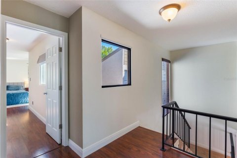 Townhouse in Fern Park, Florida 3 bedrooms, 186.92 sq.m. № 1733469 - photo 11