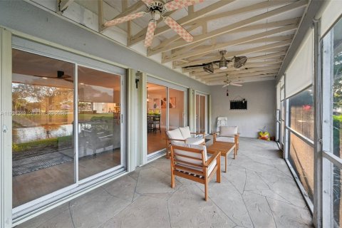 Adosado en venta en Deerfield Beach, Florida, 3 dormitorios, 181.9 m2 № 1998361 - foto 26