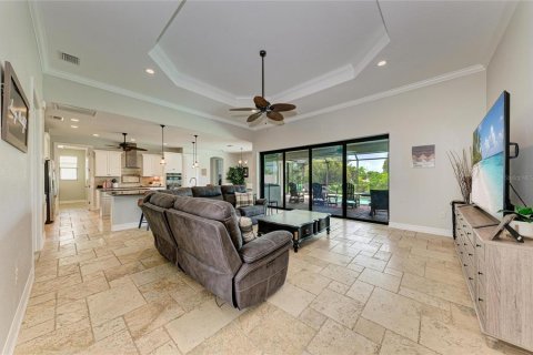House in Punta Gorda, Florida 3 bedrooms, 218.23 sq.m. № 2356681 - photo 8