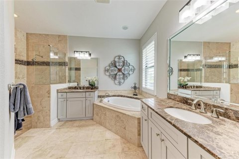 House in Punta Gorda, Florida 3 bedrooms, 218.23 sq.m. № 2356681 - photo 25