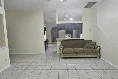 Villa ou maison à vendre à Orlando, Floride: 4 chambres, 214.42 m2 № 2338893 - photo 15