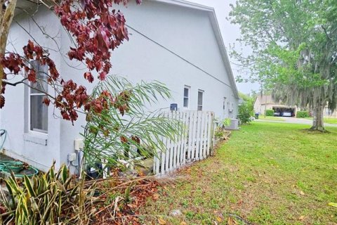 Villa ou maison à vendre à Orlando, Floride: 4 chambres, 214.42 m2 № 2338893 - photo 3