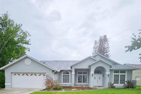House in Orlando, Florida 4 bedrooms, 214.42 sq.m. № 2338893