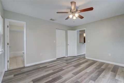 Villa ou maison à vendre à Kissimmee, Floride: 3 chambres, 131.92 m2 № 2230516 - photo 13