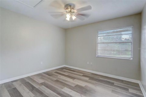 Villa ou maison à vendre à Kissimmee, Floride: 3 chambres, 131.92 m2 № 2230516 - photo 18