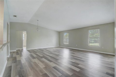 Villa ou maison à vendre à Kissimmee, Floride: 3 chambres, 131.92 m2 № 2230516 - photo 8