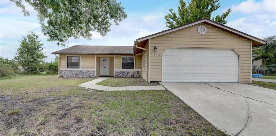 Villa ou maison à Kissimmee, Floride 3 chambres, 131.92 m2 № 2230516
