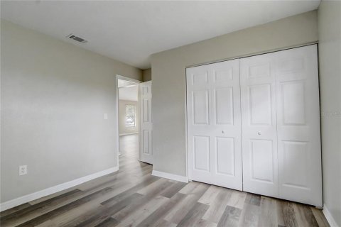 Villa ou maison à vendre à Kissimmee, Floride: 3 chambres, 131.92 m2 № 2230516 - photo 17