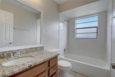 Villa ou maison à vendre à Kissimmee, Floride: 3 chambres, 131.92 m2 № 2230516 - photo 20