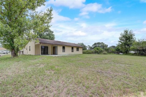 Villa ou maison à vendre à Kissimmee, Floride: 3 chambres, 131.92 m2 № 2230516 - photo 21