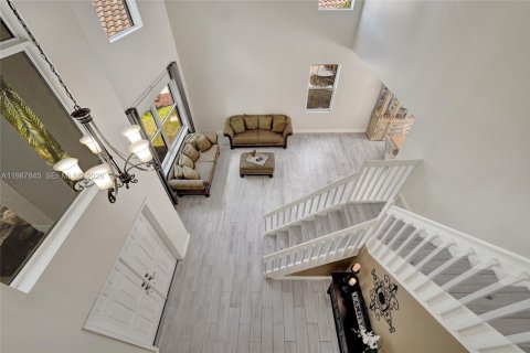 House in Weston, Florida 4 bedrooms, 248.23 sq.m. № 2058768 - photo 28