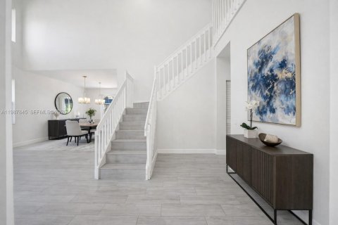 House in Weston, Florida 4 bedrooms, 248.23 sq.m. № 2058768 - photo 11