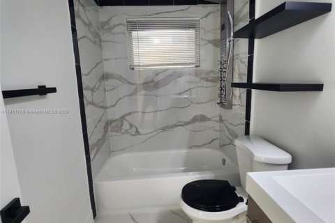 Apartment in Miami Beach, Florida 46.45 sq.m. № 1967376 - photo 24