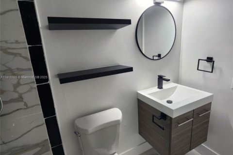 Apartment in Miami Beach, Florida 46.45 sq.m. № 1967376 - photo 25