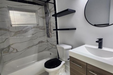 Apartment in Miami Beach, Florida 46.45 sq.m. № 1967376 - photo 23