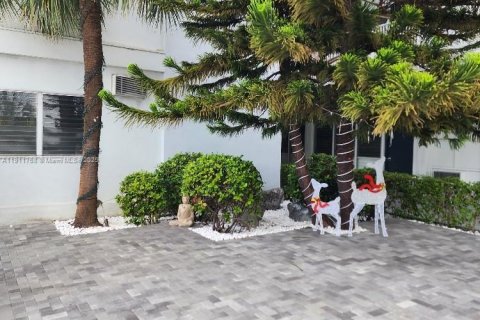 Apartment in Miami Beach, Florida 46.45 sq.m. № 1967376 - photo 3