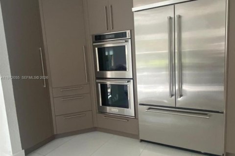 Villa ou maison à louer à Pembroke Pines, Floride: 4 chambres, 233.46 m2 № 2042283 - photo 30