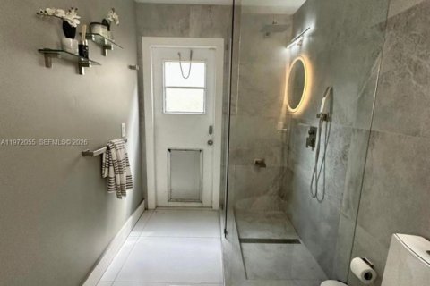 Villa ou maison à louer à Pembroke Pines, Floride: 4 chambres, 233.46 m2 № 2042283 - photo 25