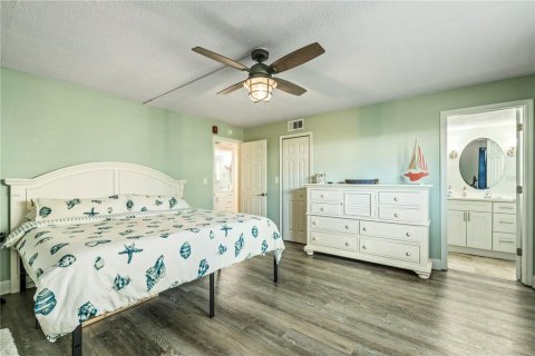 Copropriété à vendre à North Redington Beach, Floride: 2 chambres, 90.21 m2 № 2384439 - photo 18