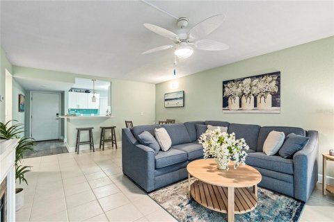 Copropriété à vendre à North Redington Beach, Floride: 2 chambres, 90.21 m2 № 2384439 - photo 15