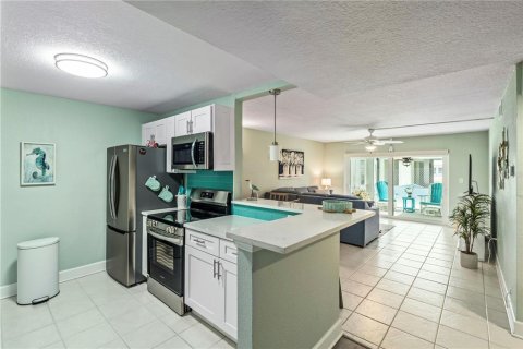 Copropriété à vendre à North Redington Beach, Floride: 2 chambres, 90.21 m2 № 2384439 - photo 6
