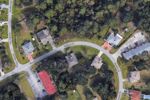 Propiedad comercial en venta en Kissimmee, Florida № 1929452 - foto 3