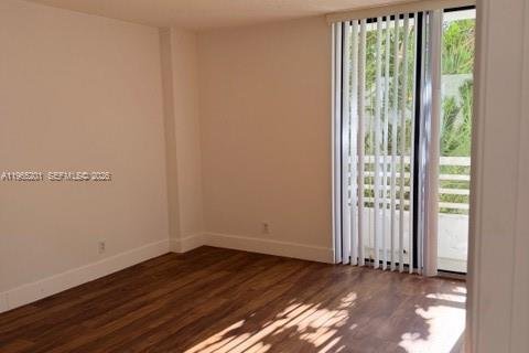 Condominio en alquiler en Aventura, Florida, 2 dormitorios, 98.66 m2 № 2026904 - foto 13