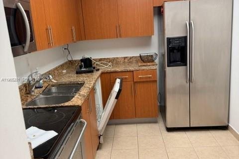 Condominio en Aventura, Florida, 2 dormitorios  № 2026904
