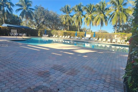 Touwnhouse à vendre à Weston, Floride: 2 chambres, 105.07 m2 № 1972772 - photo 12