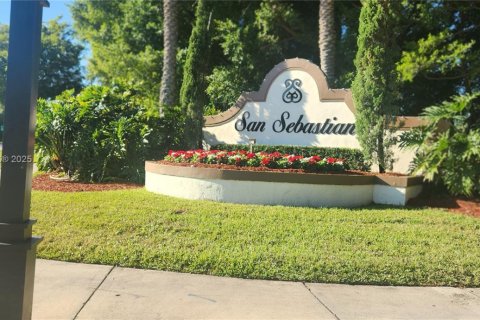 Adosado en venta en Weston, Florida, 2 dormitorios, 105.07 m2 № 1972772 - foto 7