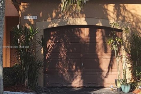 Adosado en venta en Weston, Florida, 2 dormitorios, 105.07 m2 № 1972772 - foto 2