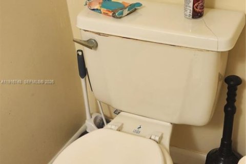 Touwnhouse à vendre à Weston, Floride: 2 chambres, 105.07 m2 № 1972772 - photo 9