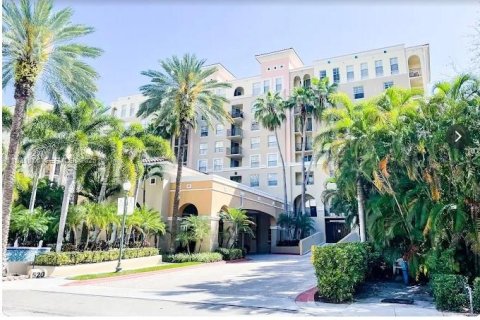 Copropriété à vendre à Fort Lauderdale, Floride: 1 chambre, 75.07 m2 № 1990848 - photo 1