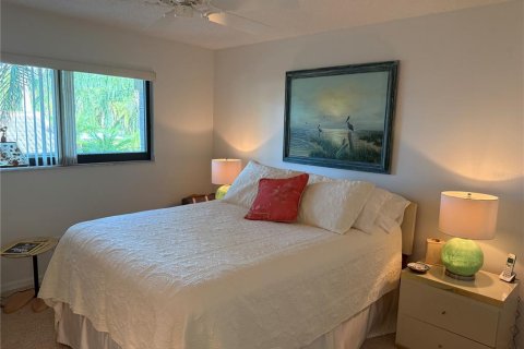 Condo in Sarasota, Florida, 2 bedrooms  № 2345224 - photo 16