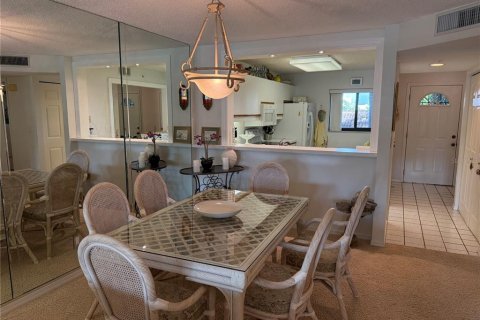 Condo in Sarasota, Florida, 2 bedrooms  № 2345224 - photo 15