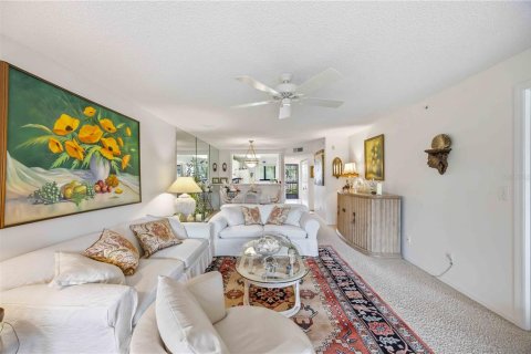 Condo in Sarasota, Florida, 2 bedrooms  № 2345224 - photo 25