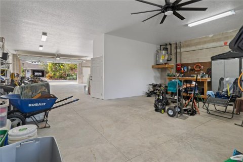 House in Hernando Beach, Florida 3 bedrooms, 150.87 sq.m. № 1538288 - photo 7