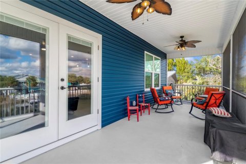 House in Hernando Beach, Florida 3 bedrooms, 150.87 sq.m. № 1538288 - photo 19