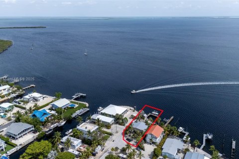 House in Key Largo, Florida 3 bedrooms, 89.19 sq.m. № 1821812 - photo 26
