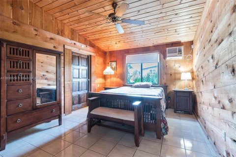 House in Key Largo, Florida 3 bedrooms, 89.19 sq.m. № 1821812 - photo 10