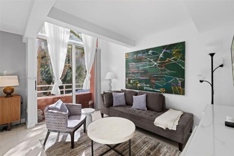 Снять в аренду кондоминиум в Майами, Флорида 1 спальня, 69.68м2, № 2050765 - фото 4