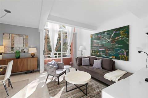 Снять в аренду кондоминиум в Майами, Флорида 1 спальня, 69.68м2, № 2050765 - фото 3