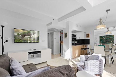 Снять в аренду кондоминиум в Майами, Флорида 1 спальня, 69.68м2, № 2050765 - фото 9