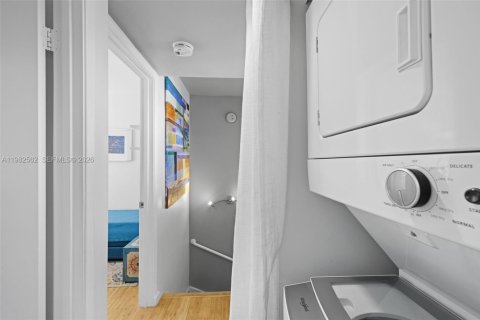 Снять в аренду кондоминиум в Майами, Флорида 1 спальня, 69.68м2, № 2050765 - фото 21